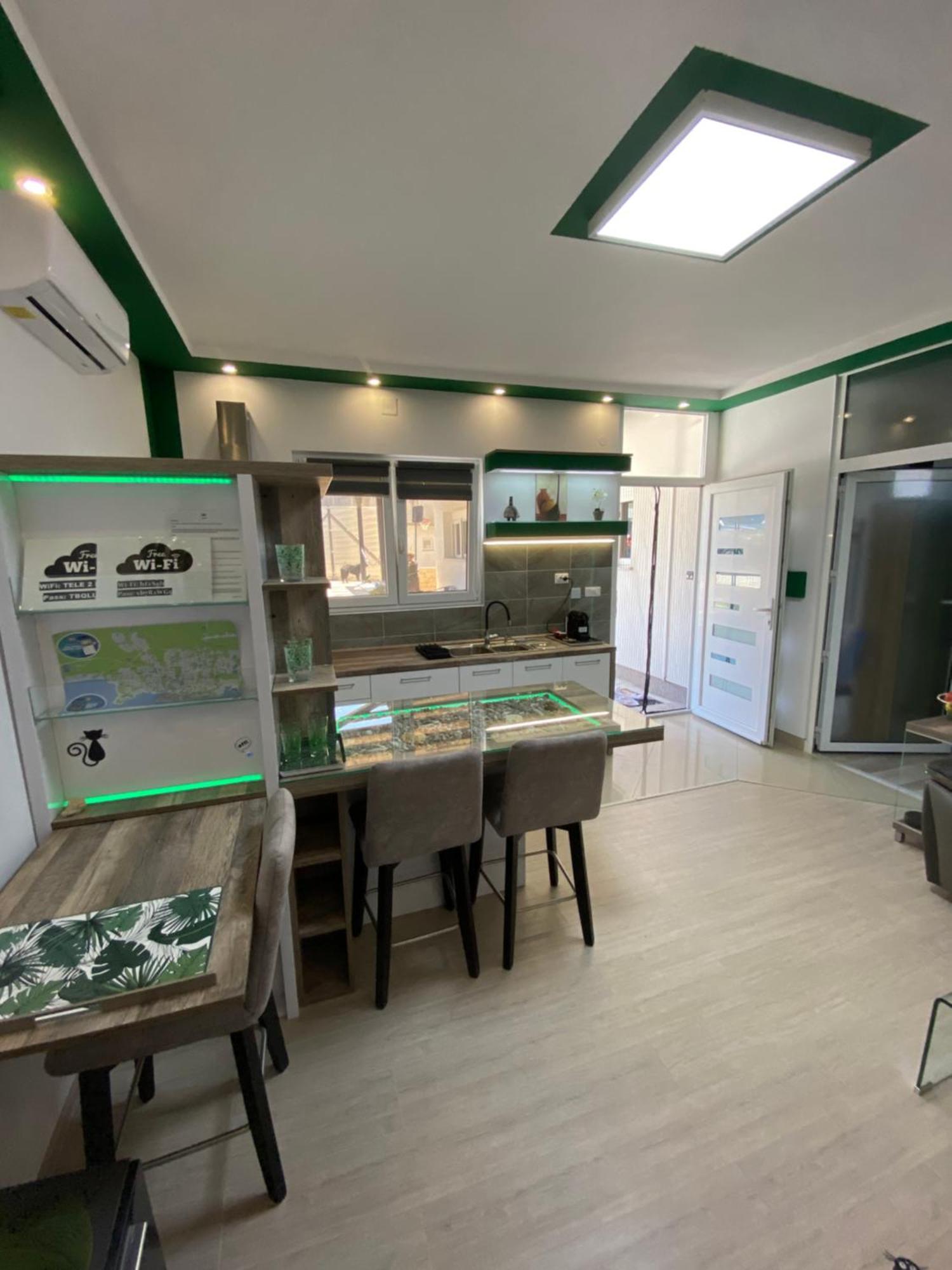 Apartament Yela *