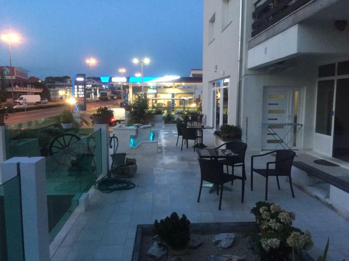 Apartament Yela